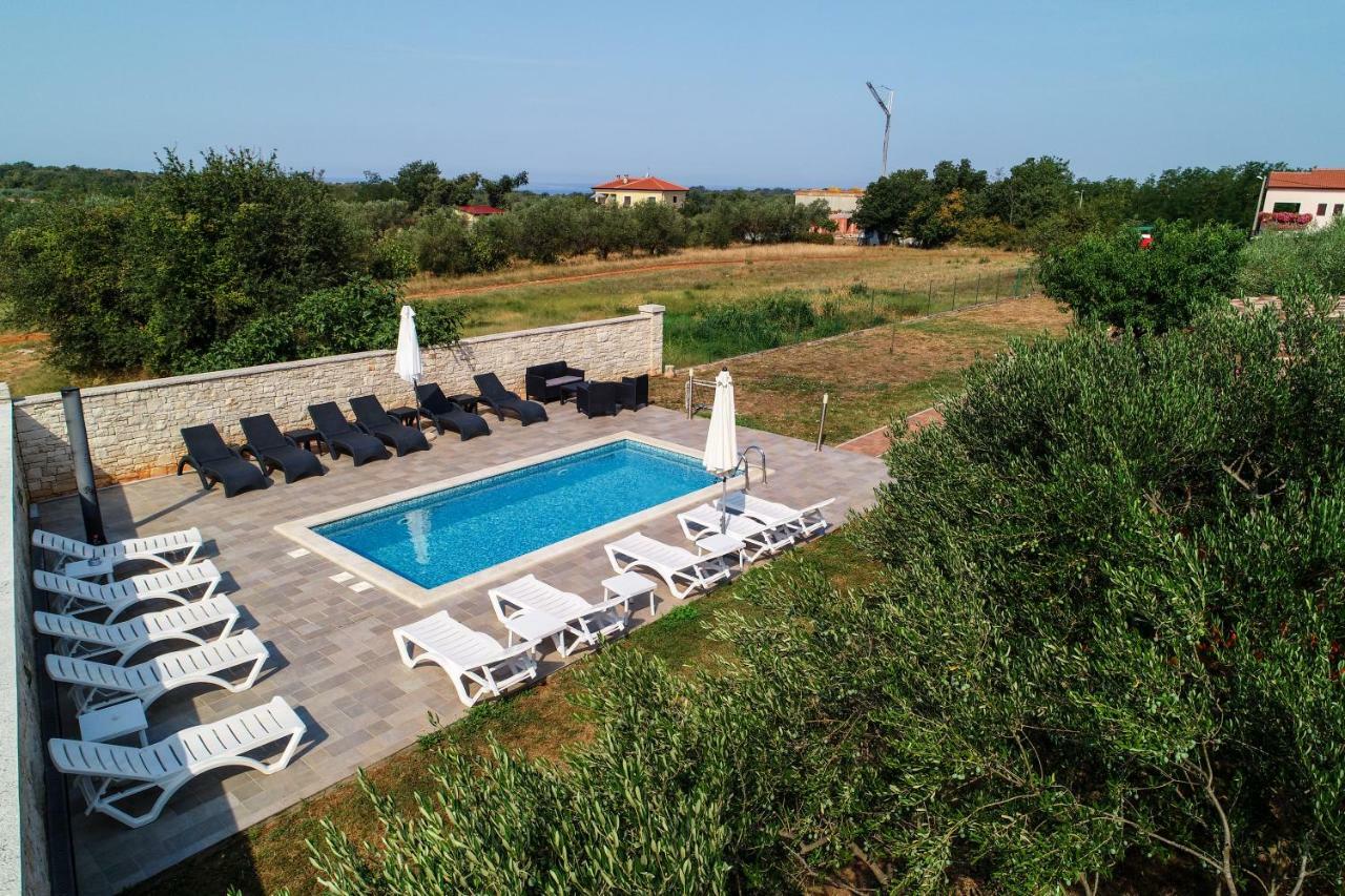 Apartments Villa Adamovic Umag Extérieur photo